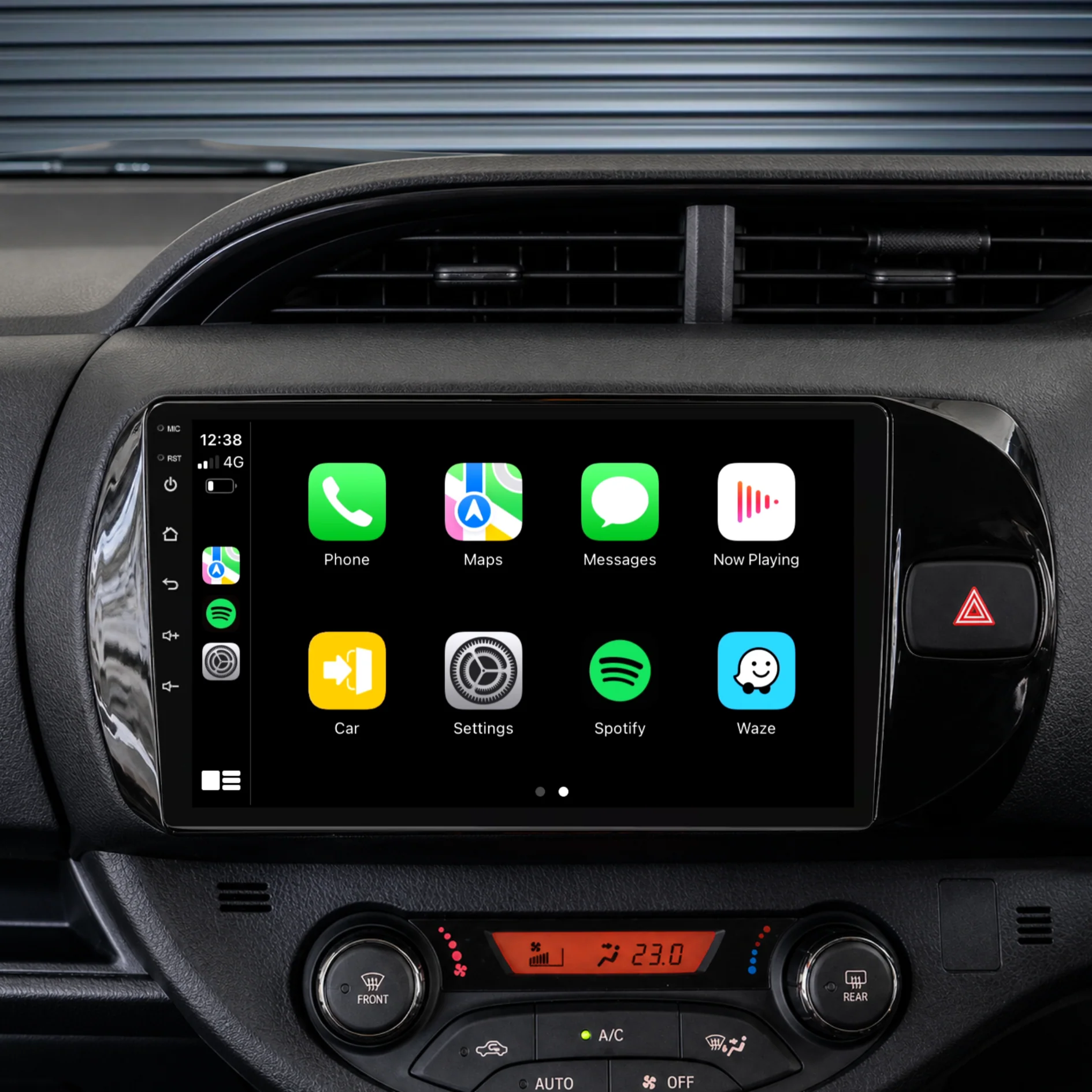 Toyota Yaris (2016-2020) Plug & Play Head Unit Upgrade Kit: Car Radio with Wireless & Wired Apple CarPlay & Android Auto